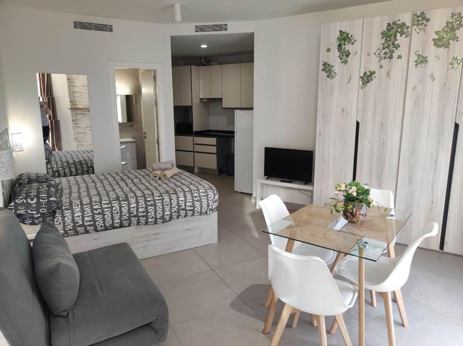 Nuevo Estudio Con Parking Gratis Málaga Exterior foto